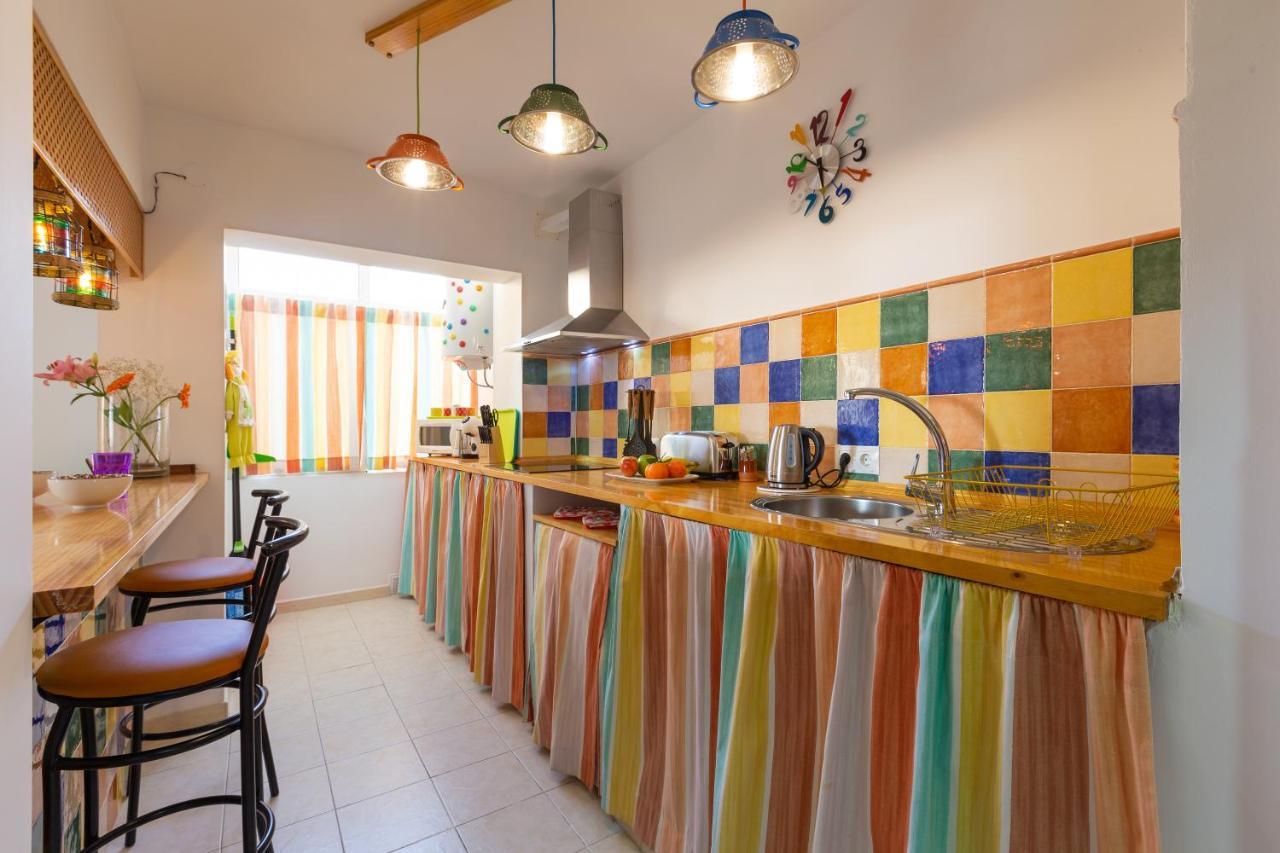 Luminoso Apartamento De Dos Habitaciones Con Terraza Y Parking En El Centro Málaga Eksteriør bilde